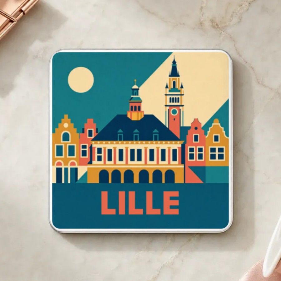 Magnet souvenir de Lille en style géométrique années 50 : la Vieille Bourse, le beffroi et les maisons flamandes à pignons, nom en grandes capitales